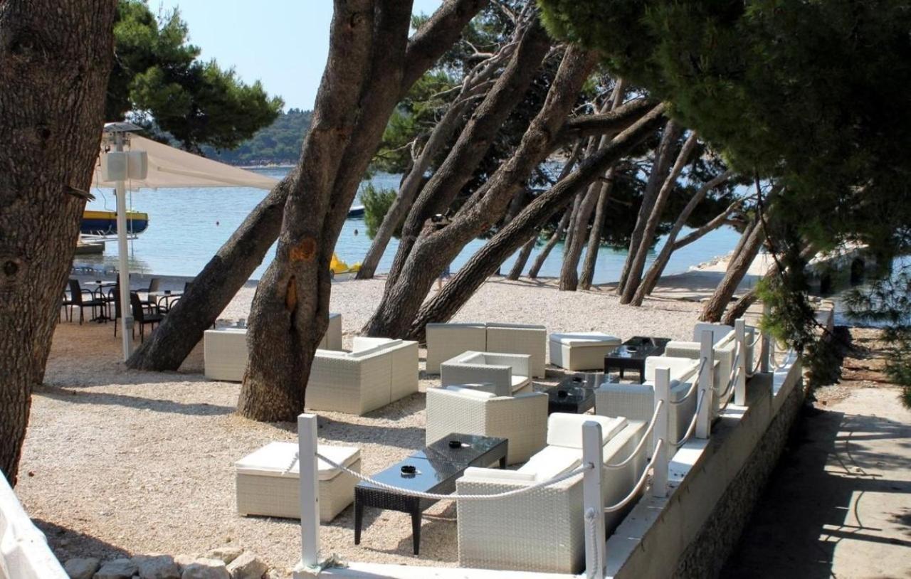 Apartment Fila - Large & Close To The Beach มาคาร์สกา ภายนอก รูปภาพ